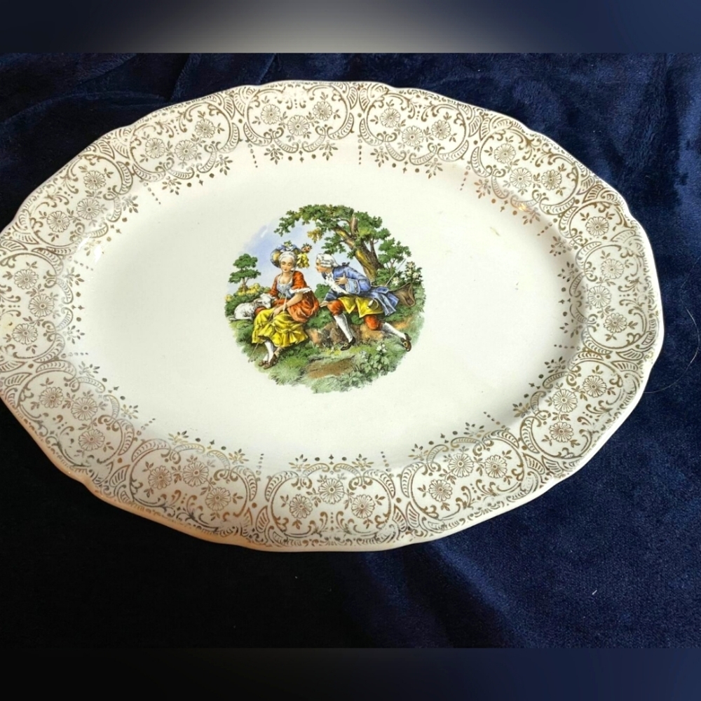 Royal Queen First Quality Original Warranted 22kt Gold Serving Plate Vintage